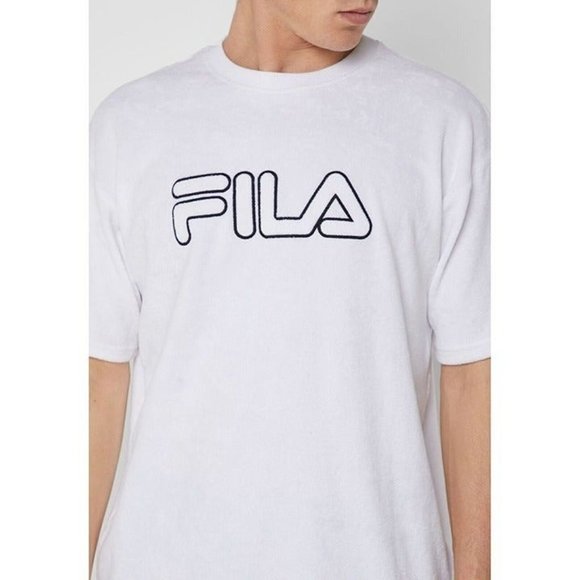 FM181782-100 FILA Men's Outline Logo [Black/White] T-Shirt NWT - Picture 1 of 2